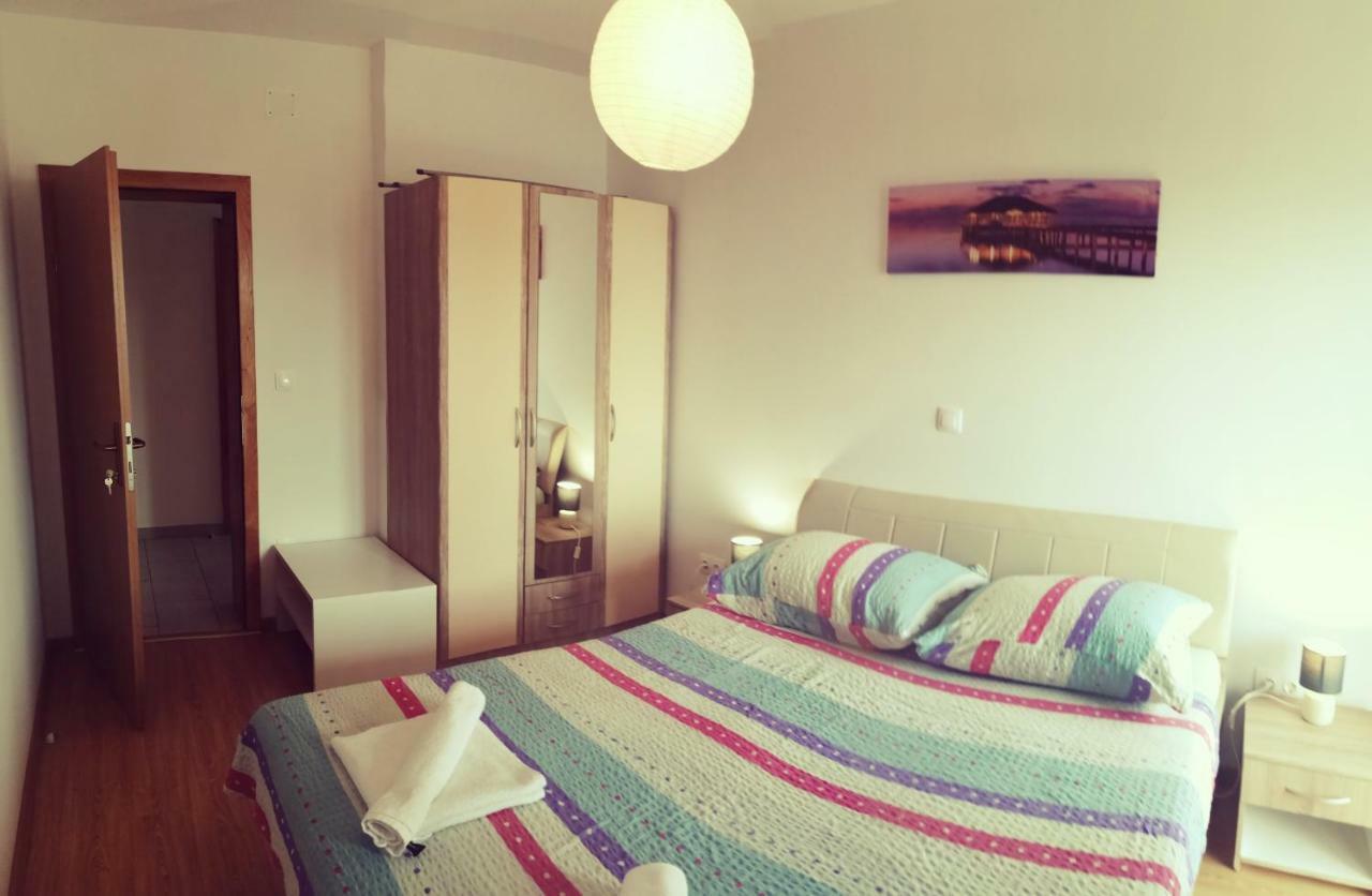 Apartmani Nada Klenovica Exterior foto